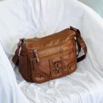 Multichamber Crossbody- Brown