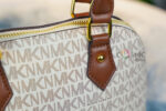 KM handbag 1 - Image 3